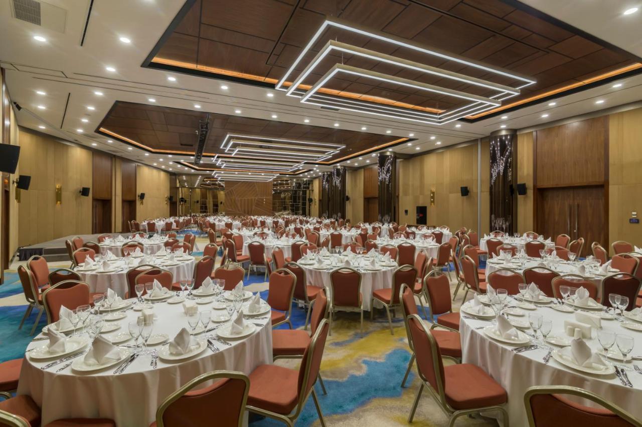 Crowne Plaza Cappadocia - Nevsehir By Ihg Hotel Ngoại thất bức ảnh