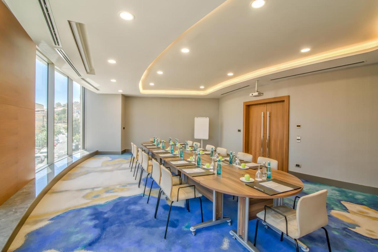 Crowne Plaza Cappadocia - Nevsehir By Ihg Hotel Ngoại thất bức ảnh